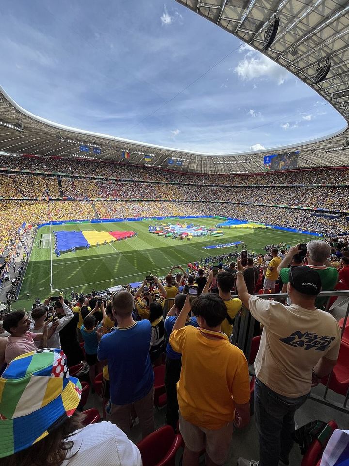 凯发娱乐app · 开场瞬间（资料示意）